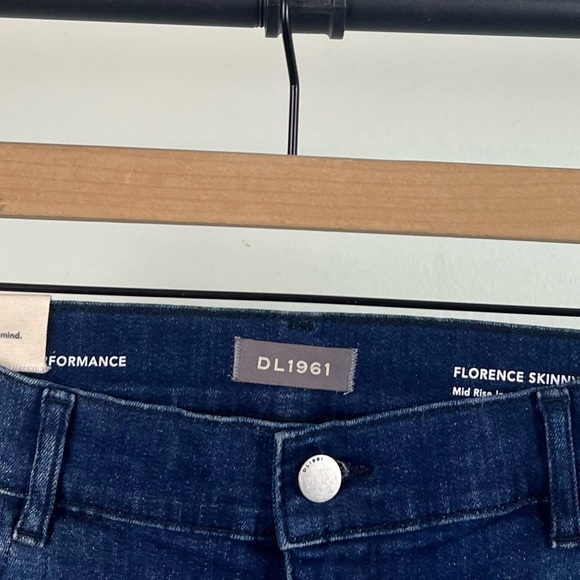 NEW DL1961 Florence Mid Rise Instasculpt Skinny Jeans in Stranded Dark Blue - Picture 6 of 10